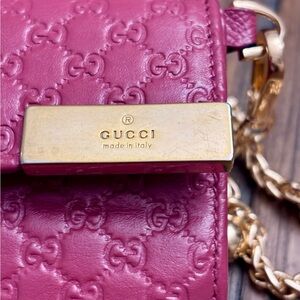 Authentic Gucci Fuchsia Leather Wallet